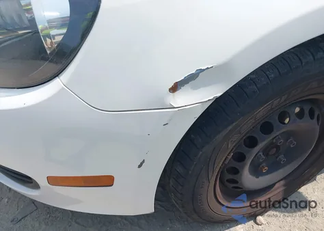 2013 Volkswagen Golf 2.5L 4-Door z USA, uszkodzony, nr VIN WVWDB7AJ1DW134403